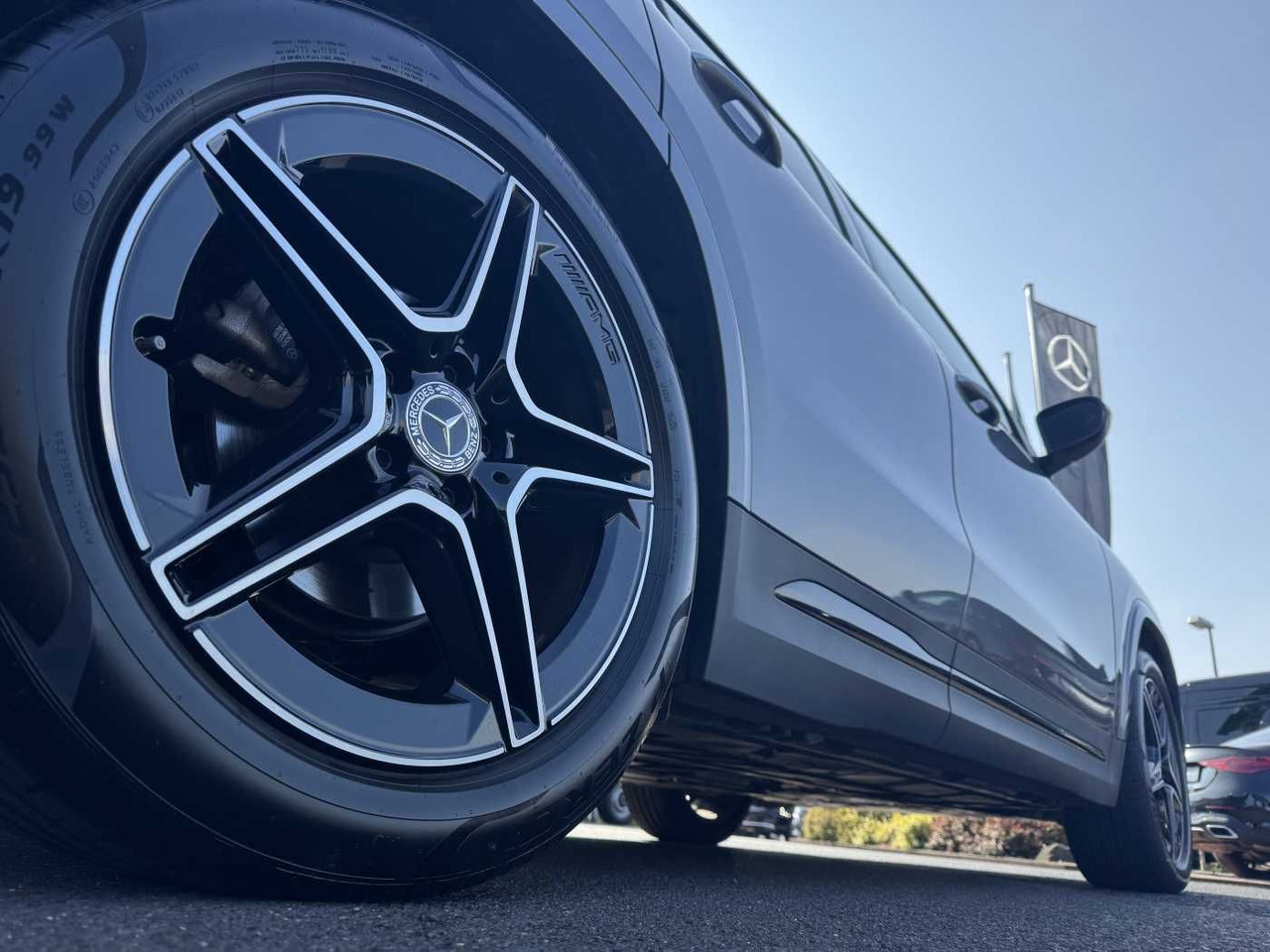 Mercedes-Benz GLA 200d 4M AMG+Pano+Distr+Ambiente+ - Maastur: pilt 5 Mercedes-Benz GLA 200d 4M AMG+Pano+Distr+Ambiente+ - Maastur: pilt 5
