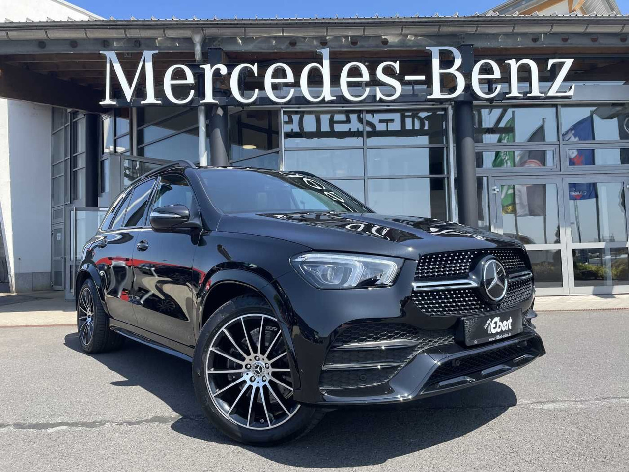 Mercedes-Benz GLE 300 d 4M AMG AHK+Pano+Burm+21' +AirM+Distr - Maastur: pilt 1 Mercedes-Benz GLE 300 d 4M AMG AHK+Pano+Burm+21' +AirM+Distr - Maastur: pilt 1