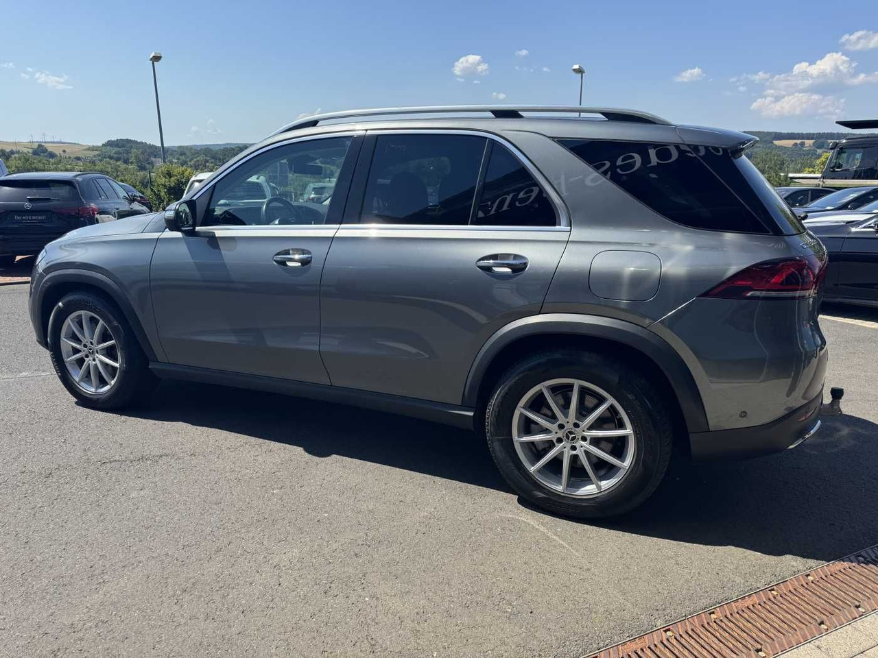 Mercedes-Benz GLE 350de 4M AMG+AHK+DistrPlus+HUD+360 - Maastur: pilt 3 Mercedes-Benz GLE 350de 4M AMG+AHK+DistrPlus+HUD+360 - Maastur: pilt 3
