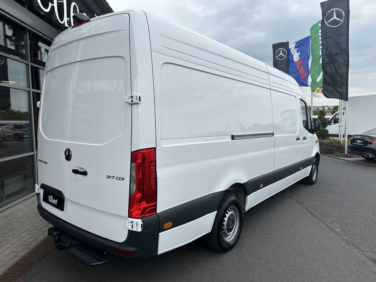 Mercedes-Benz Sprinter 317 CDI 4325 9G AHK Klima Kamera MBUX - Kaubik: pilt 4 Mercedes-Benz Sprinter 317 CDI 4325 9G AHK Klima Kamera MBUX - Kaubik: pilt 4