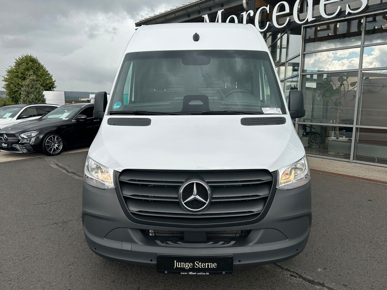 Mercedes-Benz Sprinter 317 CDI 9G 4325 Klima Kamera SHZ AHK - Kaubik: pilt 2 Mercedes-Benz Sprinter 317 CDI 9G 4325 Klima Kamera SHZ AHK - Kaubik: pilt 2