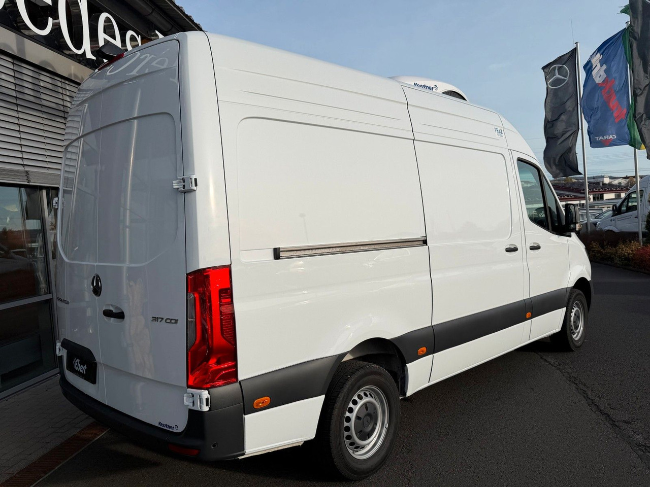 Mercedes-Benz Sprinter 317 CDI Frischdienst Fahr-/Standkühlung - Tarbesõiduk külmik: pilt 4 Mercedes-Benz Sprinter 317 CDI Frischdienst Fahr-/Standkühlung - Tarbesõiduk külmik: pilt 4