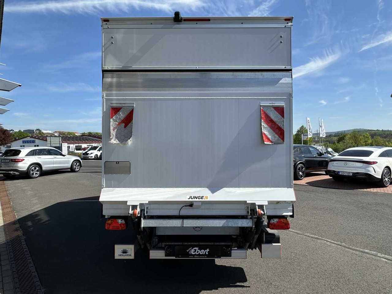 Mercedes-Benz Sprinter 317 CDI Koffer LBW Schwing Klima Kamera - Tarbesõiduk furgoon: pilt 5 Mercedes-Benz Sprinter 317 CDI Koffer LBW Schwing Klima Kamera - Tarbesõiduk furgoon: pilt 5