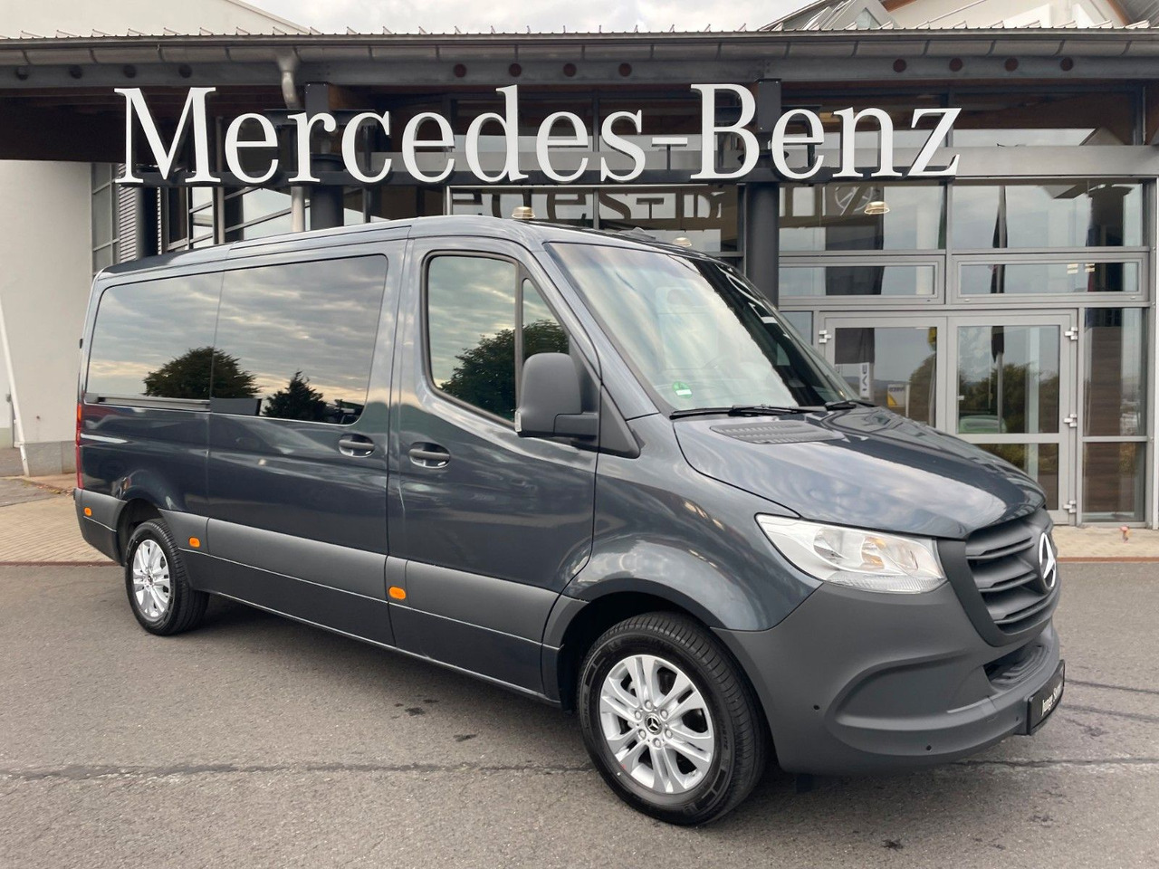 Mercedes-Benz Sprinter 317 CDI Tourer 3665 9G Kamera AHK3,5to - Mikrobuss: pilt 1 Mercedes-Benz Sprinter 317 CDI Tourer 3665 9G Kamera AHK3,5to - Mikrobuss: pilt 1