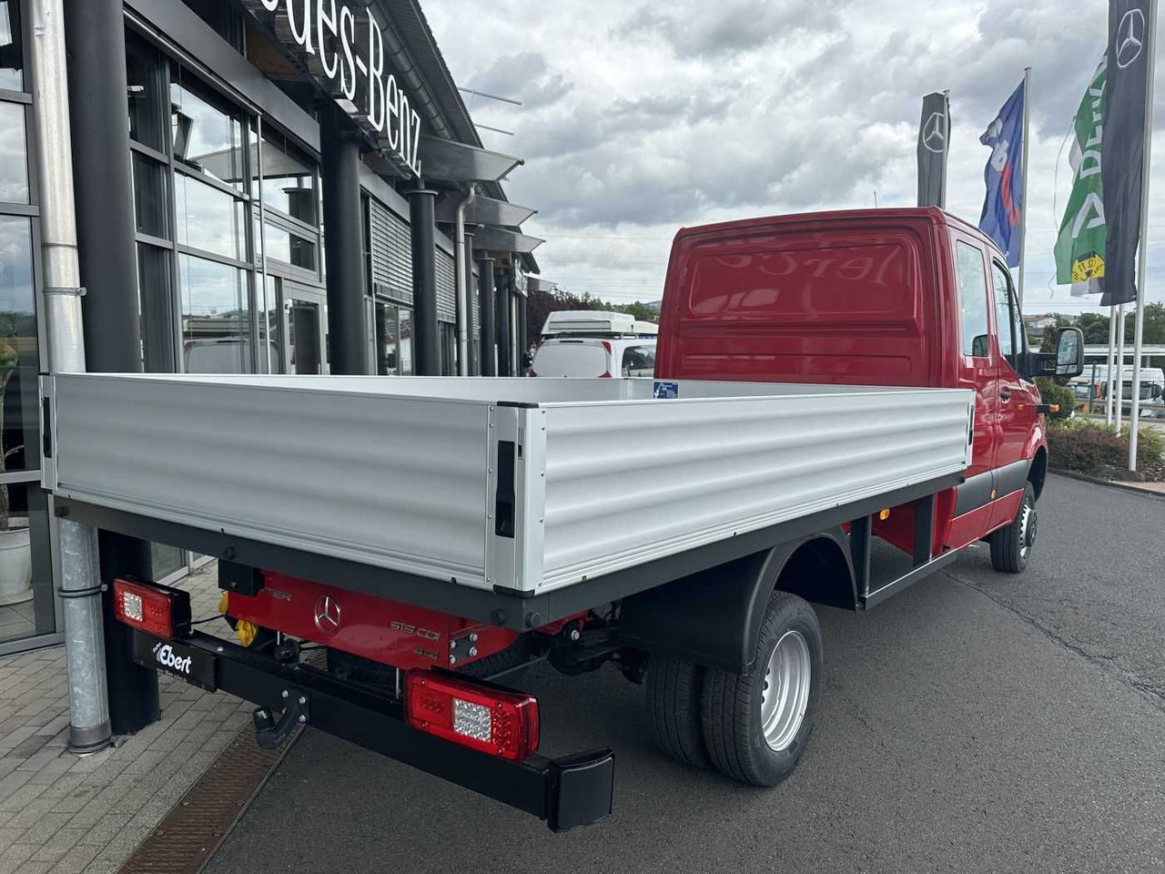 Mercedes-Benz Sprinter 519 CDI 4x4 4325 DoKa AHK Klima Kamera - Tent tarbesõiduk, Meeskonnaauto: pilt 4 Mercedes-Benz Sprinter 519 CDI 4x4 4325 DoKa AHK Klima Kamera - Tent tarbesõiduk, Meeskonnaauto: pilt 4