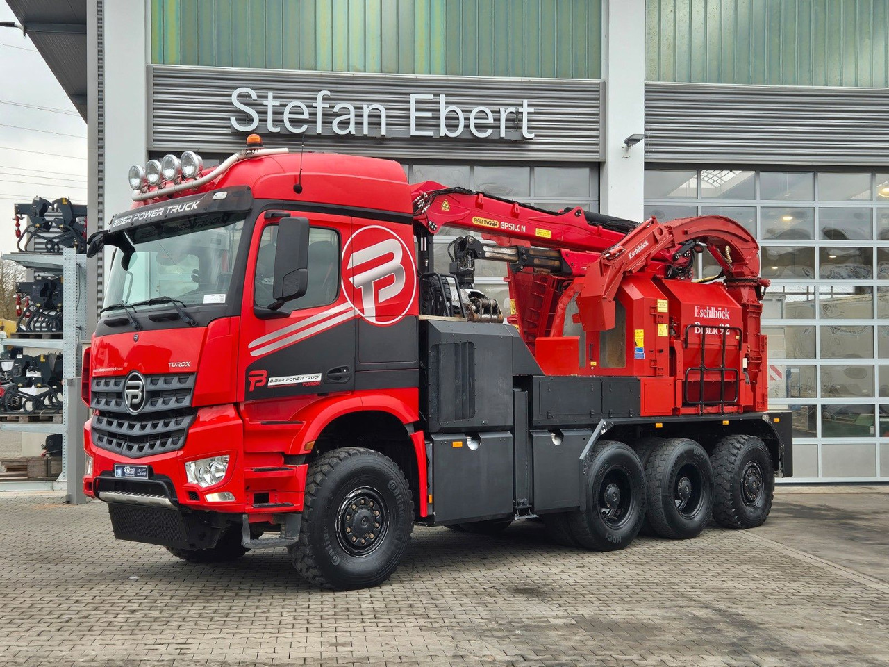 Mercedes-Benz TUROX 8x8 Eschlböck Biber 92 Holzhacker / 1.512h - Metsaveok, Kraanaga veoauto: pilt 1 Mercedes-Benz TUROX 8x8 Eschlböck Biber 92 Holzhacker / 1.512h - Metsaveok, Kraanaga veoauto: pilt 1