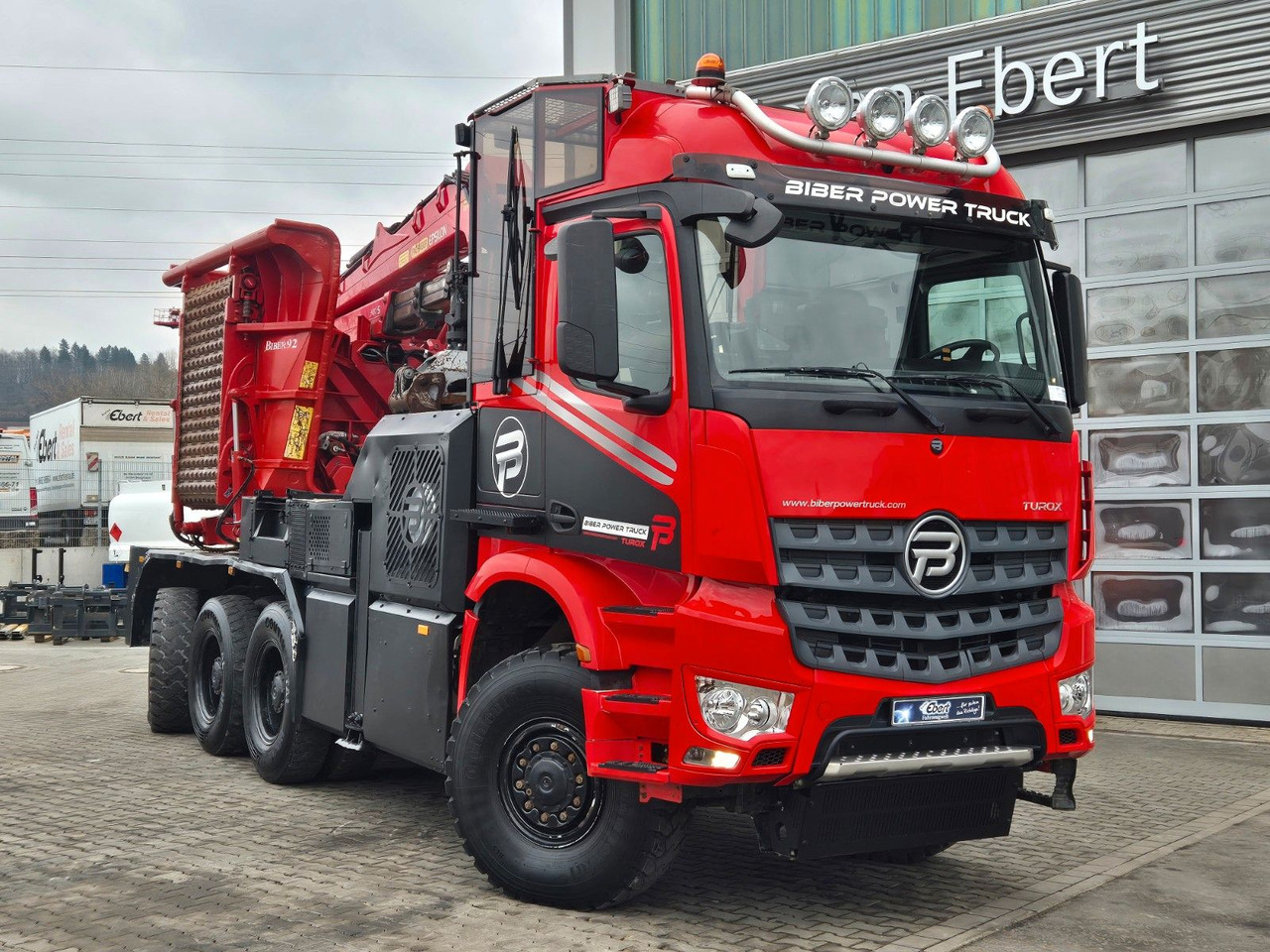 Mercedes-Benz TUROX 8x8 Eschlböck Biber 92 Holzhacker / 1.512h - Metsaveok, Kraanaga veoauto: pilt 4 Mercedes-Benz TUROX 8x8 Eschlböck Biber 92 Holzhacker / 1.512h - Metsaveok, Kraanaga veoauto: pilt 4