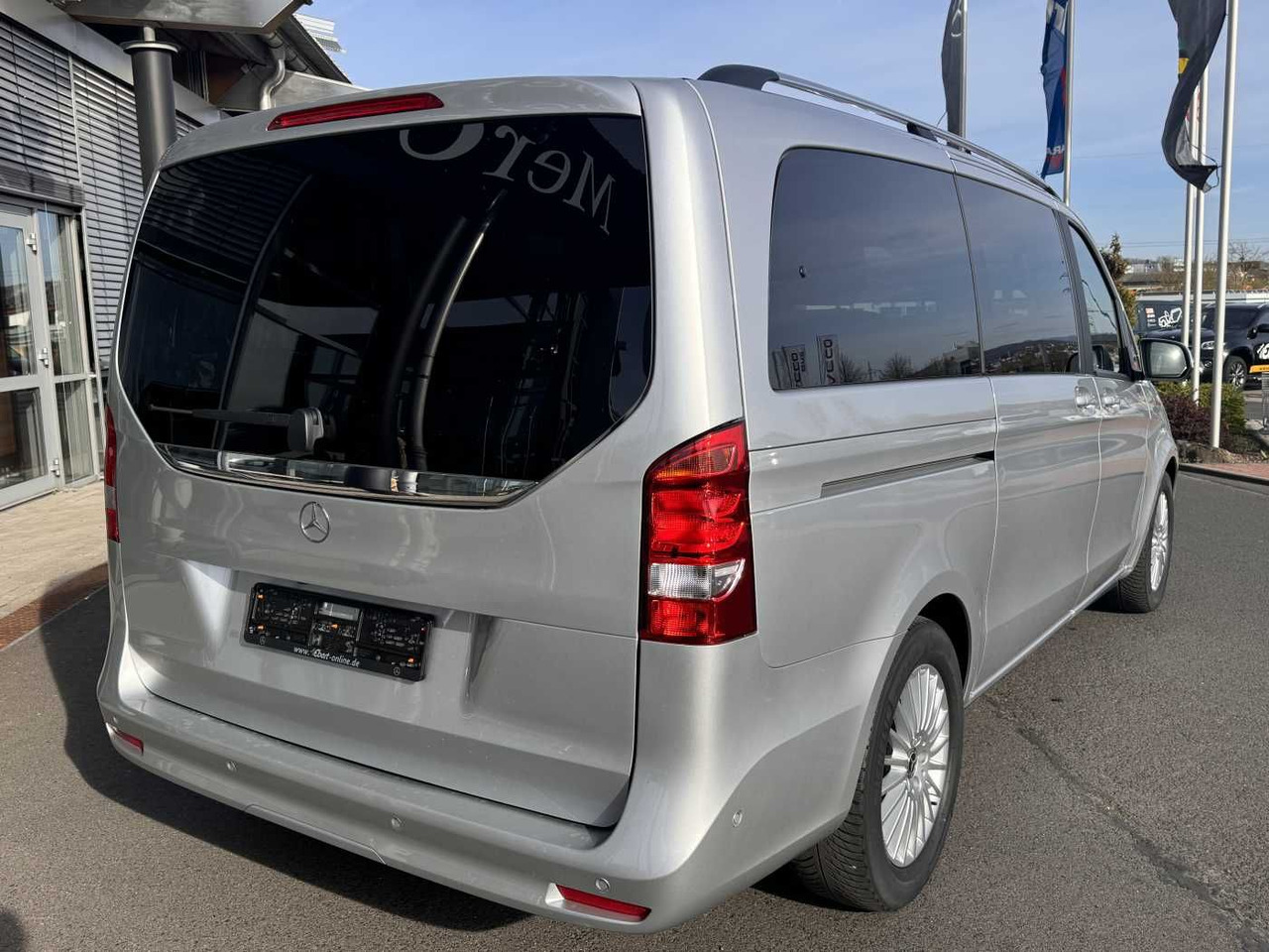 Mercedes-Benz V 220 d EDITION DISTRONIC MBUX Kamera 6Sitze - Mikrobuss: pilt 4 Mercedes-Benz V 220 d EDITION DISTRONIC MBUX Kamera 6Sitze - Mikrobuss: pilt 4