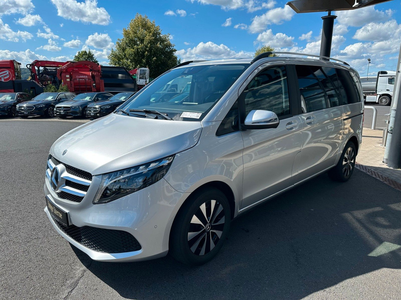 Mercedes-Benz V 250 EDITION 4MATIC Kompakt Liege-Paket AHK2,5t - Universaal: pilt 3 Mercedes-Benz V 250 EDITION 4MATIC Kompakt Liege-Paket AHK2,5t - Universaal: pilt 3