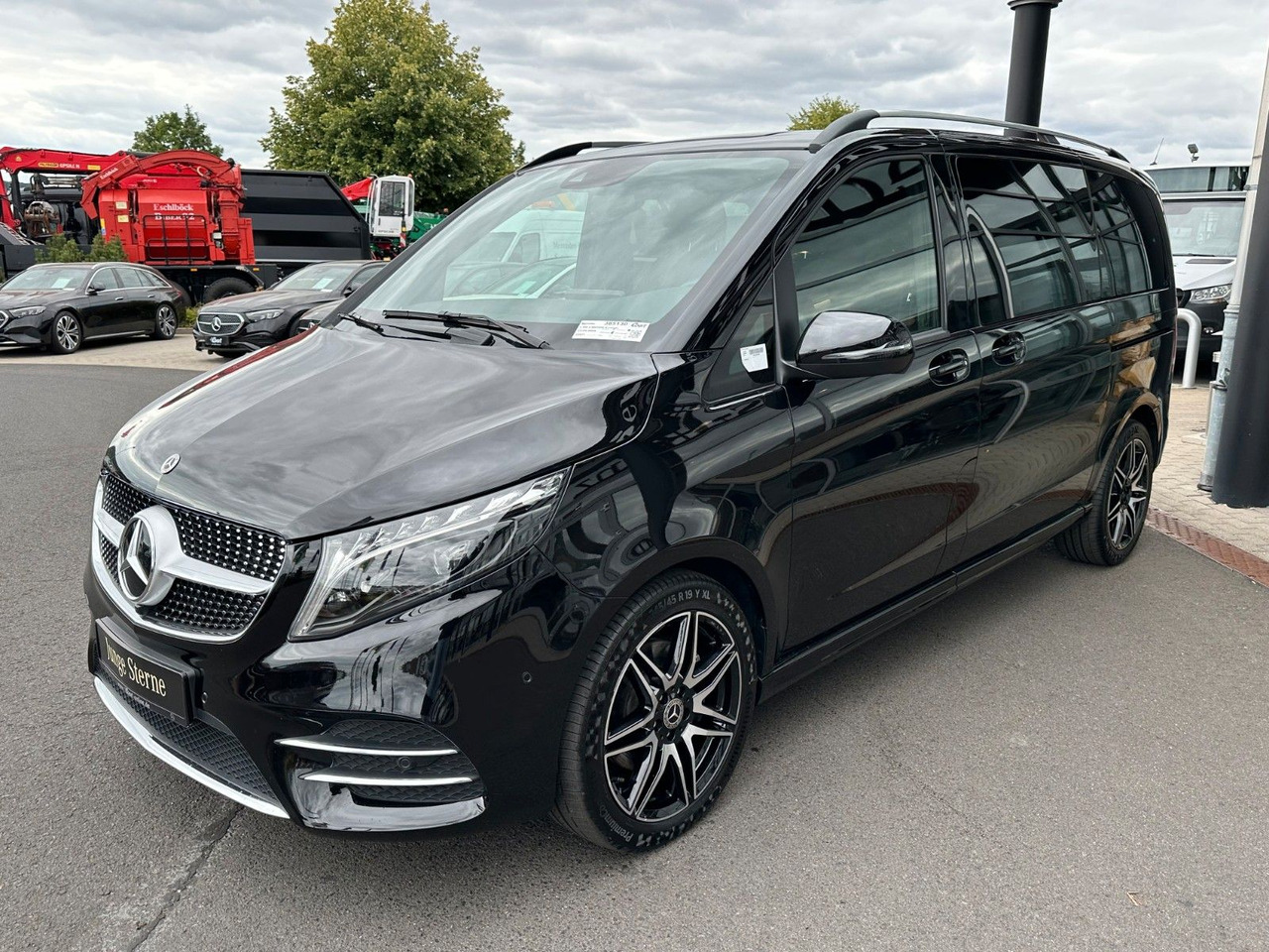 Mercedes-Benz V 250 d EDITION AMG Kompakt ILS elektr Türen - Universaal: pilt 3 Mercedes-Benz V 250 d EDITION AMG Kompakt ILS elektr Türen - Universaal: pilt 3