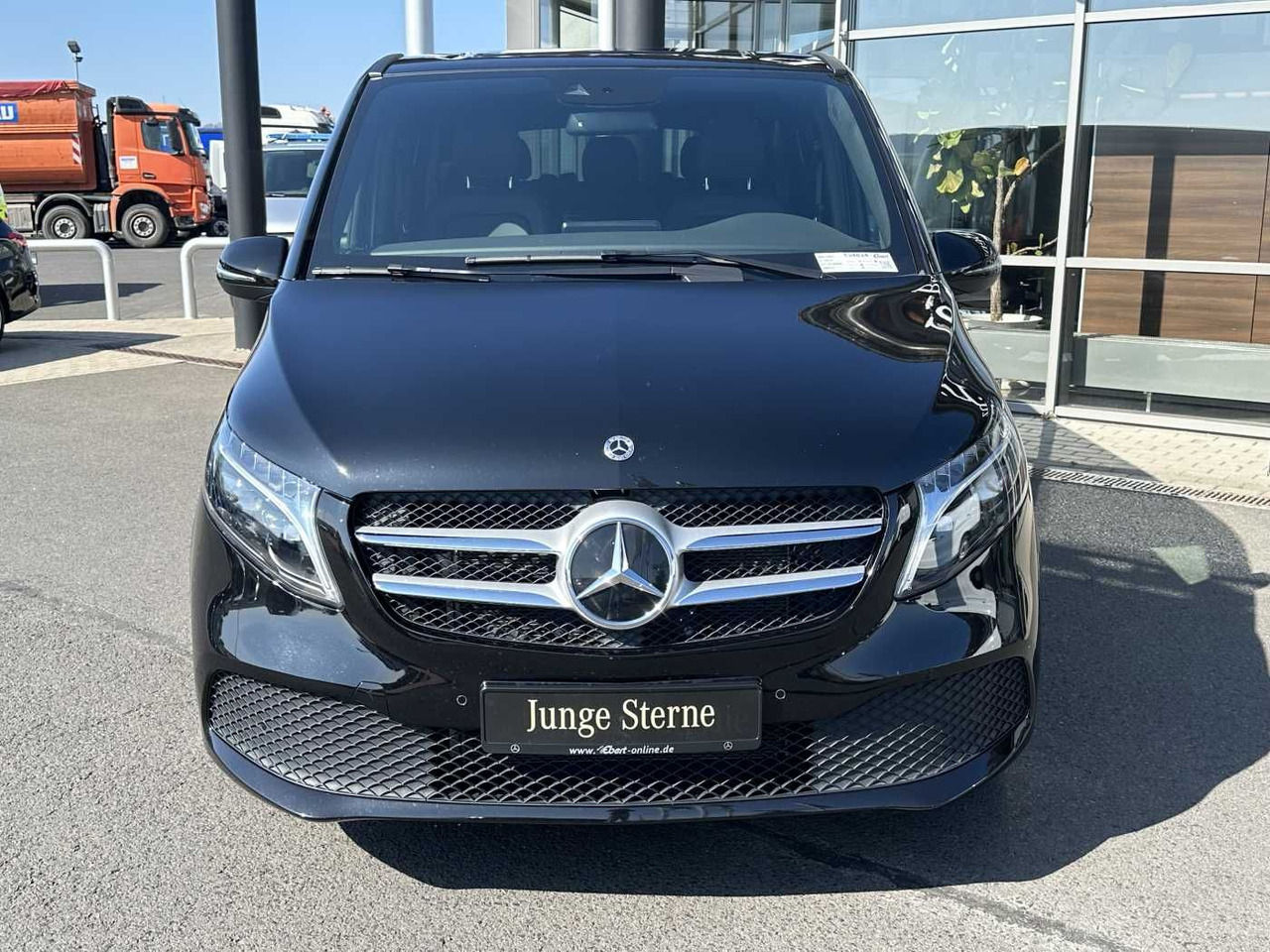 Mercedes-Benz V 250 d EDITION Leder Kamera ILS 7Sitze - Mikrobuss: pilt 2 Mercedes-Benz V 250 d EDITION Leder Kamera ILS 7Sitze - Mikrobuss: pilt 2