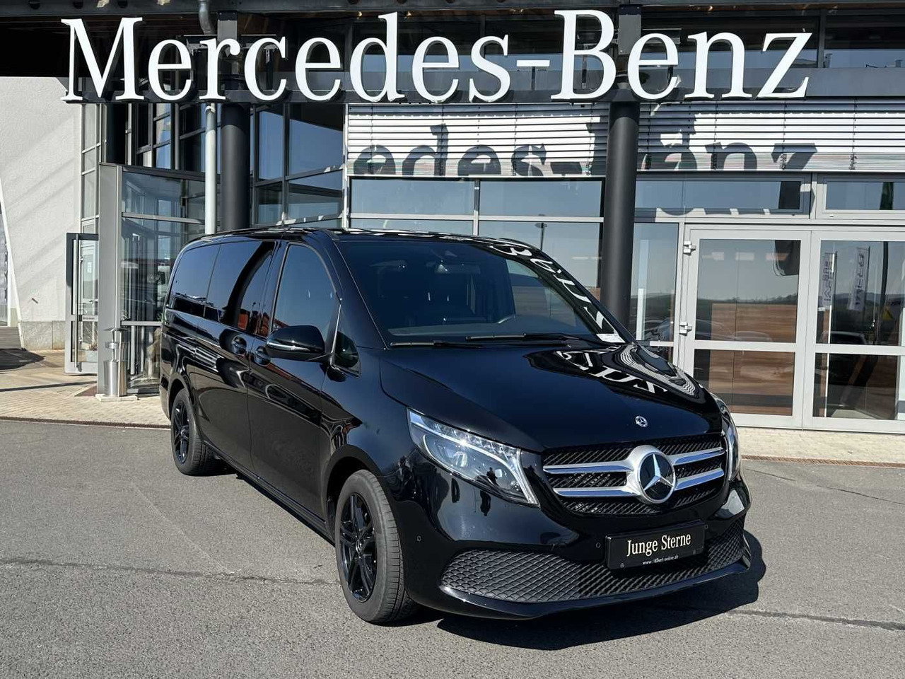 Mercedes-Benz V 250 d EDITION Leder Kamera ILS 7Sitze - Mikrobuss: pilt 1 Mercedes-Benz V 250 d EDITION Leder Kamera ILS 7Sitze - Mikrobuss: pilt 1