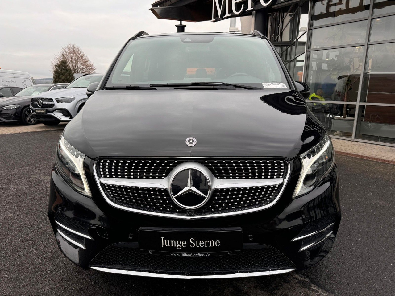 Mercedes-Benz V 300 4MATIC AVA ED AMG Extral AIRMATIC Stdh AHK - Universaal: pilt 2 Mercedes-Benz V 300 4MATIC AVA ED AMG Extral AIRMATIC Stdh AHK - Universaal: pilt 2