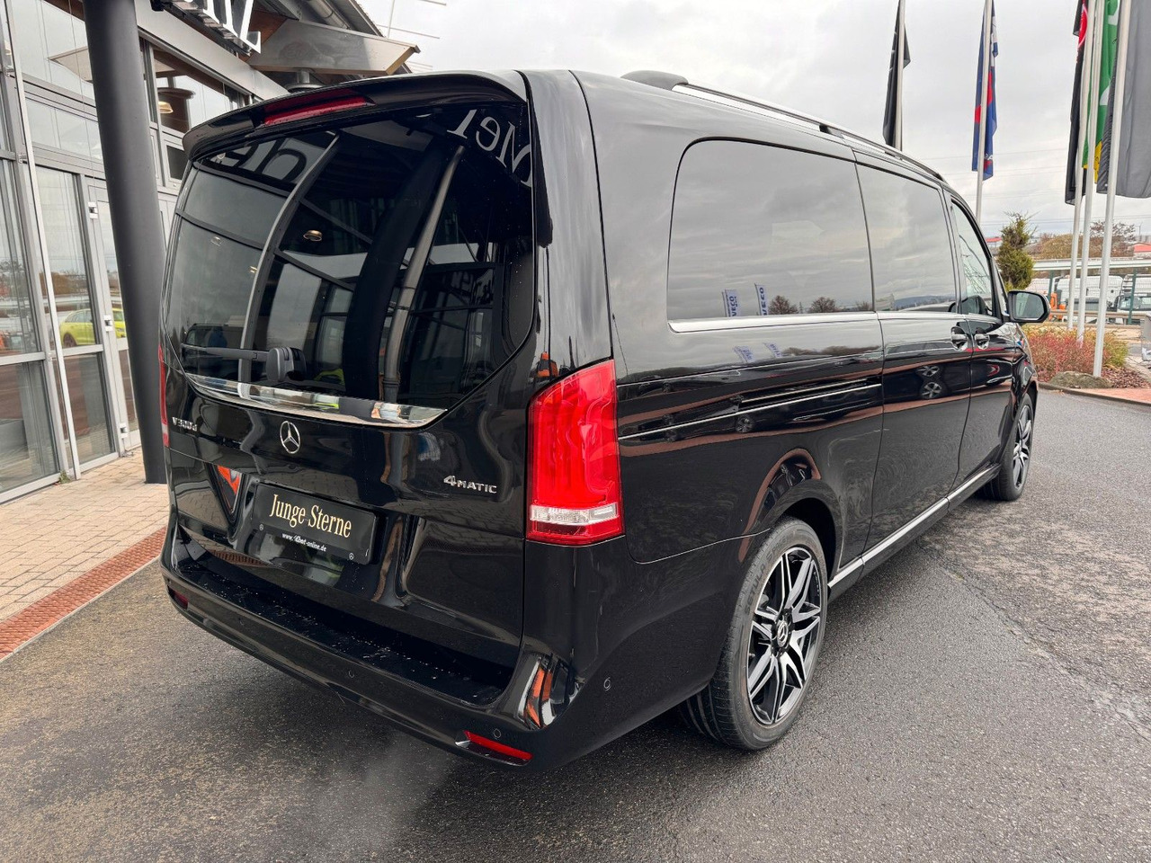 Mercedes-Benz V 300 4MATIC AVA ED AMG Extral AIRMATIC Stdh AHK - Universaal: pilt 5 Mercedes-Benz V 300 4MATIC AVA ED AMG Extral AIRMATIC Stdh AHK - Universaal: pilt 5