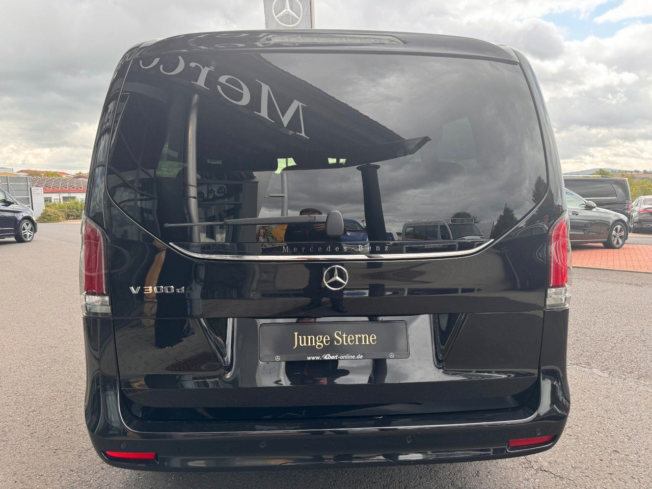 Mercedes-Benz V 300 d AVANTGARDE Extralang 360Kamera Standheiz - Universaal: pilt 5 Mercedes-Benz V 300 d AVANTGARDE Extralang 360Kamera Standheiz - Universaal: pilt 5