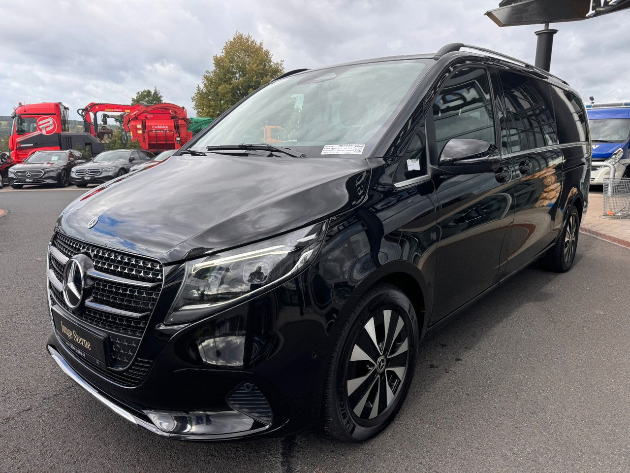 Mercedes-Benz V 300 d AVANTGARDE Extralang 360Kamera Standheiz - Mikrobuss: pilt 3 Mercedes-Benz V 300 d AVANTGARDE Extralang 360Kamera Standheiz - Mikrobuss: pilt 3