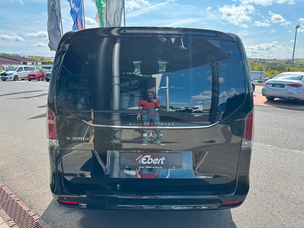 Mercedes-Benz V 300 d AVANTGARDE Extralang 360Kamera Standheiz - Universaal: pilt 4 Mercedes-Benz V 300 d AVANTGARDE Extralang 360Kamera Standheiz - Universaal: pilt 4