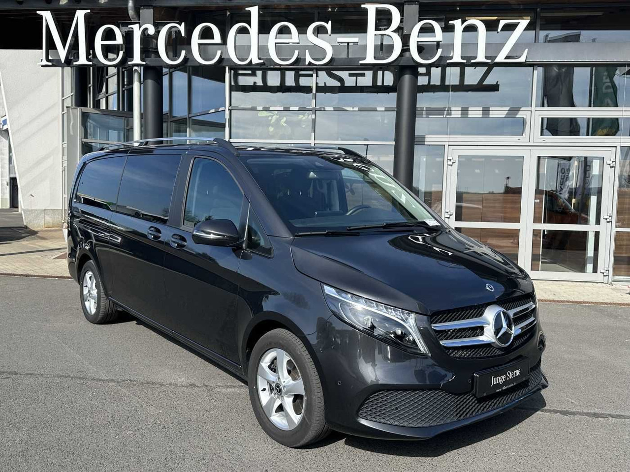 Mercedes-Benz V 300 d EDITION 4MATIC DISTRONIC AHK LED Kamera - Auto: pilt 1 Mercedes-Benz V 300 d EDITION 4MATIC DISTRONIC AHK LED Kamera - Auto: pilt 1