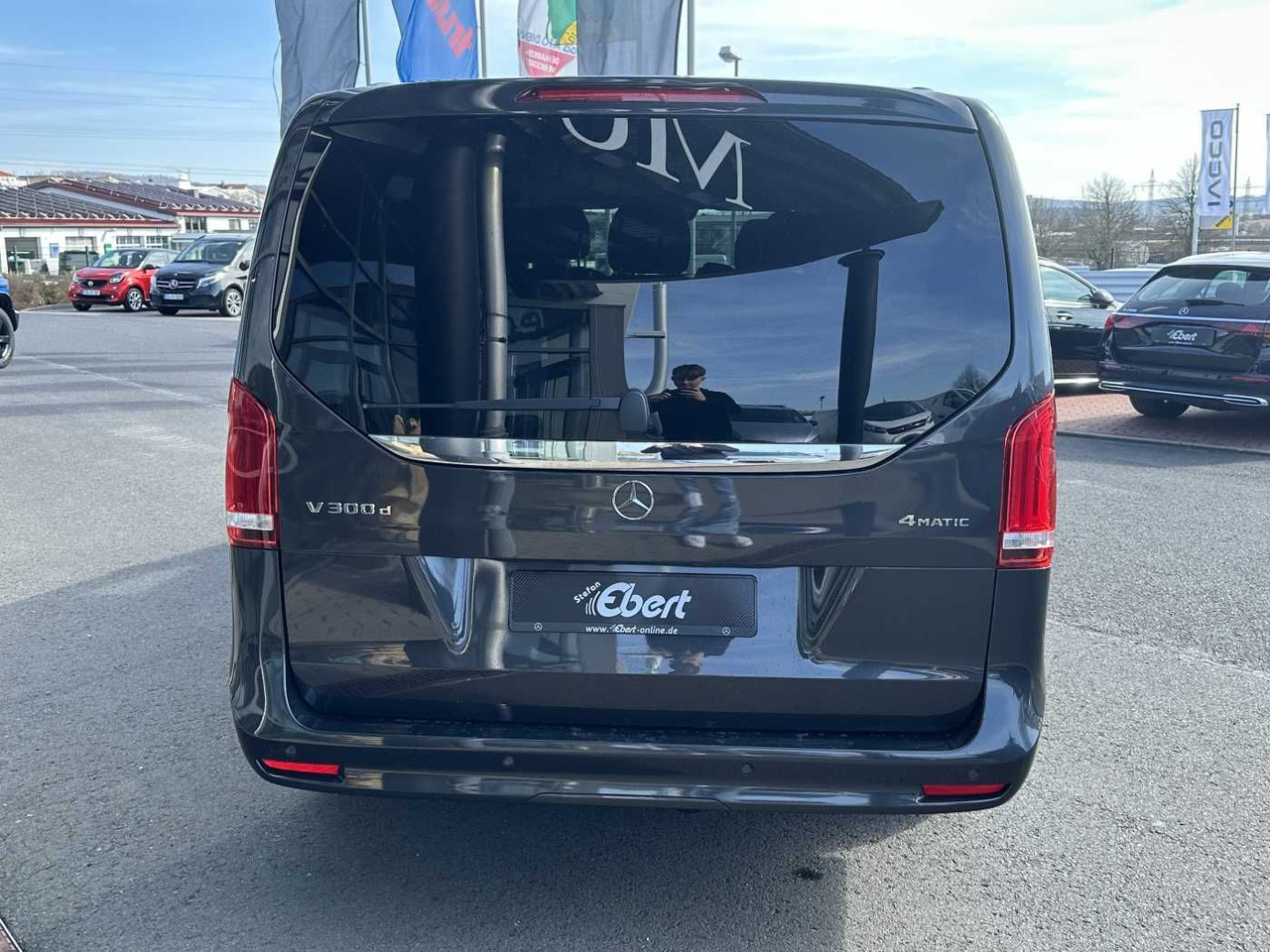 Mercedes-Benz V 300 d EDITION 4MATIC DISTRONIC AHK LED Kamera - Mikrobuss: pilt 5 Mercedes-Benz V 300 d EDITION 4MATIC DISTRONIC AHK LED Kamera - Mikrobuss: pilt 5