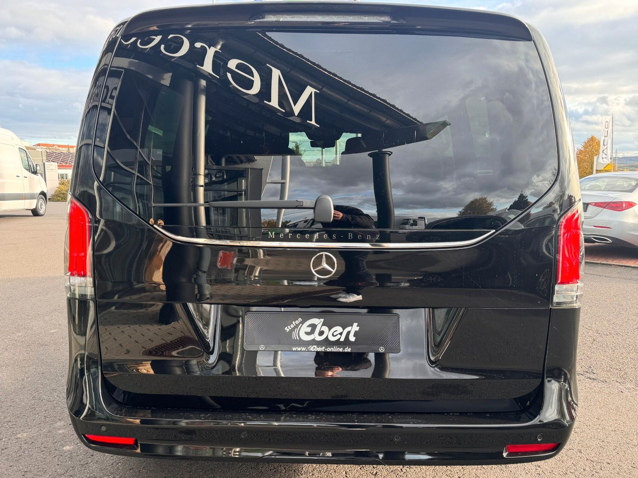 Mercedes-Benz V 300 d EXCLUSIVE AIRMATIC AHK2,5 Standheiz - Universaal: pilt 5 Mercedes-Benz V 300 d EXCLUSIVE AIRMATIC AHK2,5 Standheiz - Universaal: pilt 5