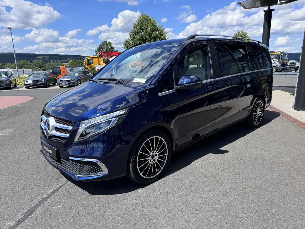 Mercedes-Benz V 300 d EXCLUSIVE EDITION DISTONIC Stdh Panorama - Auto: pilt 3 Mercedes-Benz V 300 d EXCLUSIVE EDITION DISTONIC Stdh Panorama - Auto: pilt 3