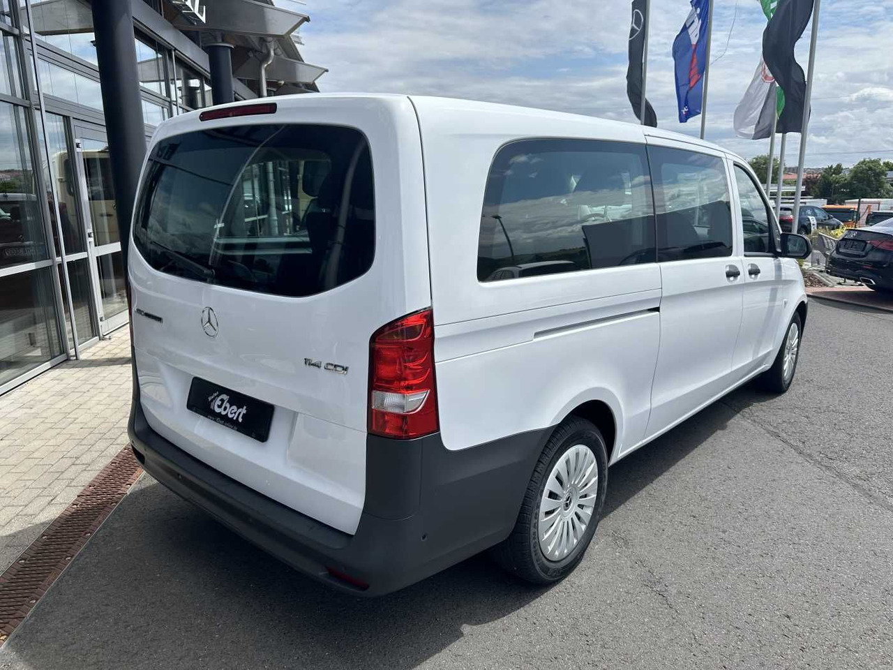 Mercedes-Benz Vito 114 CDI Tourer 9G Klima Audio40 Extralang - Mikrobuss: pilt 4 Mercedes-Benz Vito 114 CDI Tourer 9G Klima Audio40 Extralang - Mikrobuss: pilt 4