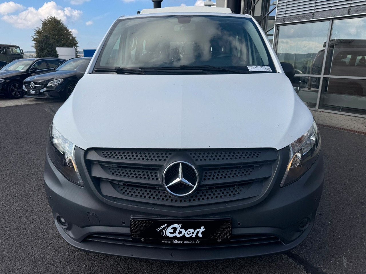 Mercedes-Benz Vito 114 CDI Tourer Begleitfahrzeug BF3+ / WVZ - Kaubik: pilt 2 Mercedes-Benz Vito 114 CDI Tourer Begleitfahrzeug BF3+ / WVZ - Kaubik: pilt 2