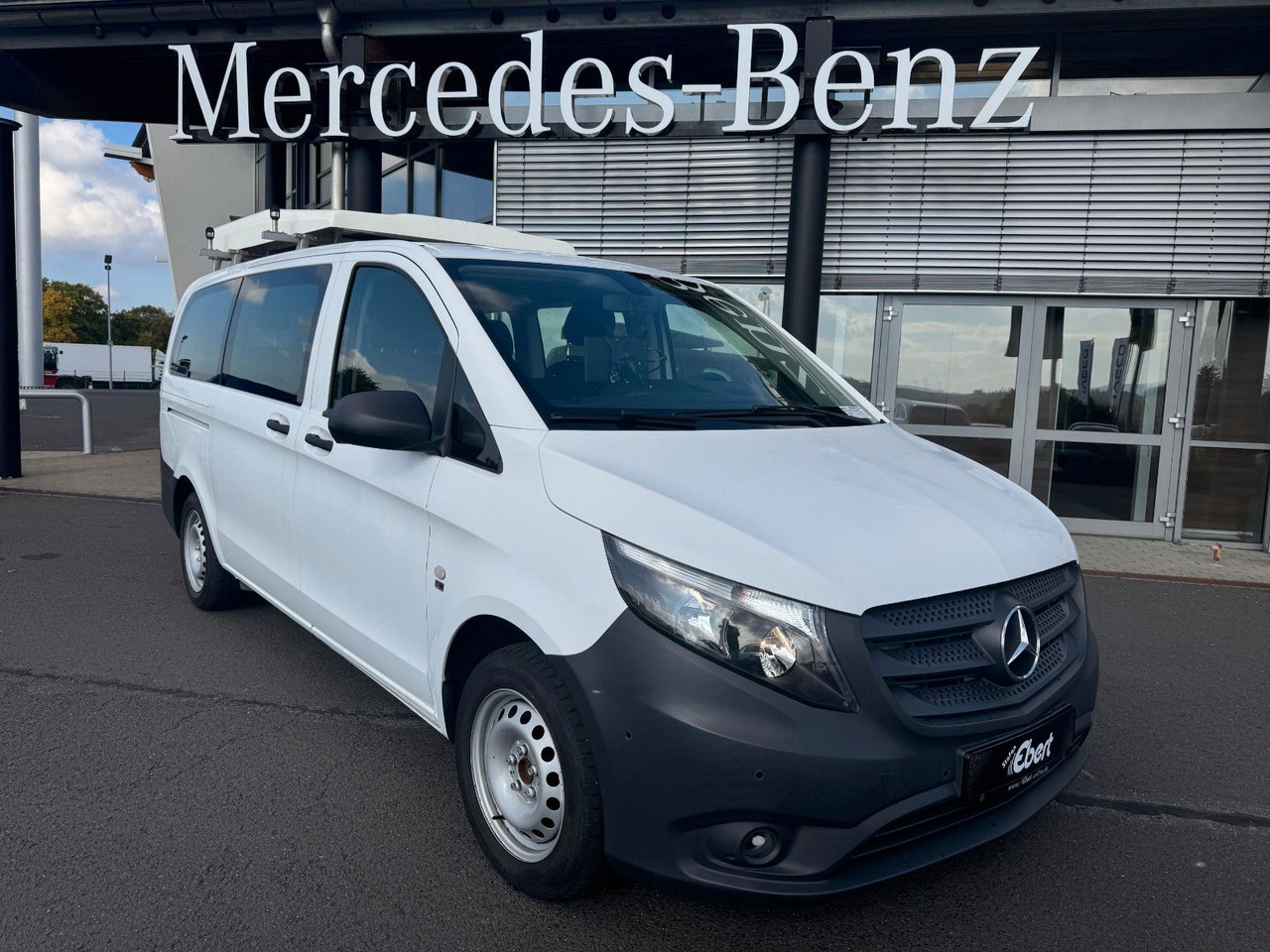Mercedes-Benz Vito 114 CDI Tourer Begleitfahrzeug BF3+ / WVZ - Kaubik: pilt 1 Mercedes-Benz Vito 114 CDI Tourer Begleitfahrzeug BF3+ / WVZ - Kaubik: pilt 1