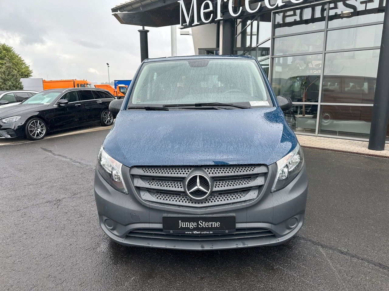 Mercedes-Benz Vito 119 CDI Tourer 3200 Klima AHK Tempomat - Mikrobuss: pilt 2 Mercedes-Benz Vito 119 CDI Tourer 3200 Klima AHK Tempomat - Mikrobuss: pilt 2