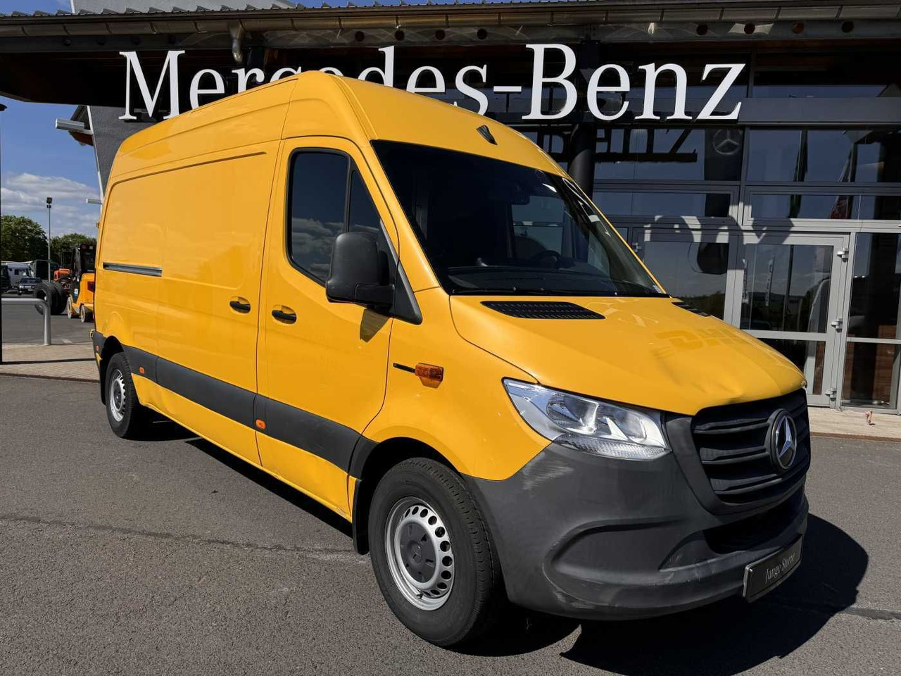 Mercedes-Benz eSprinter 312 KEP-AusbauPaket-Regal Kamera Klima - Kaubik, Elektrikaubik: pilt 1 Mercedes-Benz eSprinter 312 KEP-AusbauPaket-Regal Kamera Klima - Kaubik, Elektrikaubik: pilt 1