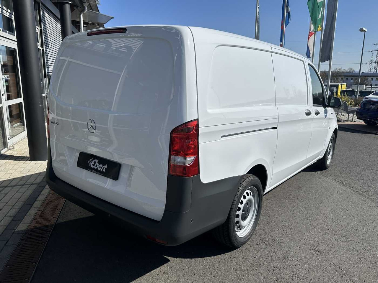 Mercedes-Benz eVito 112 Klima Kamera Audio 30 Sitzheiz Tempom. - Väike kaubik, Elektrikaubik: pilt 4 Mercedes-Benz eVito 112 Klima Kamera Audio 30 Sitzheiz Tempom. - Väike kaubik, Elektrikaubik: pilt 4