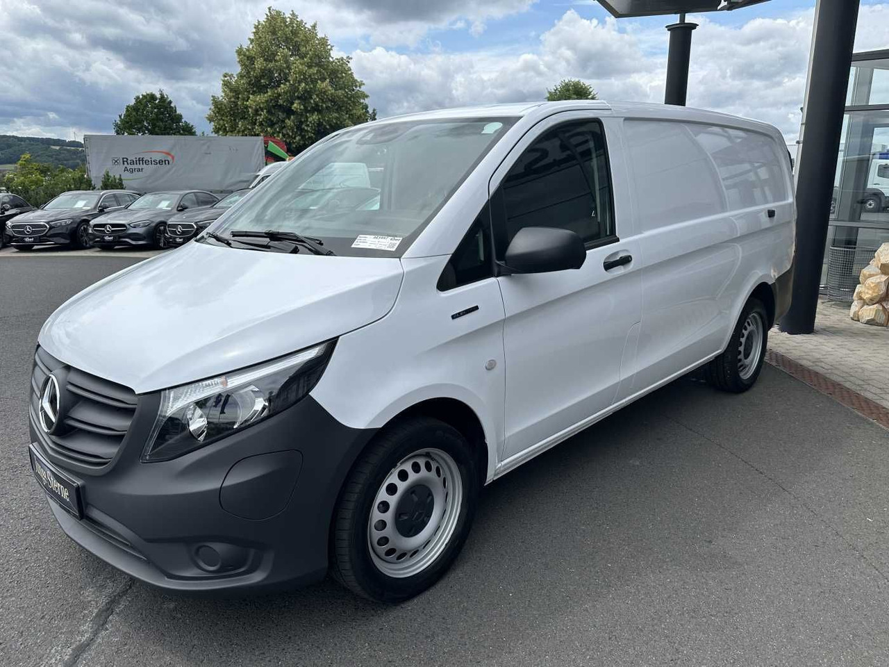 Mercedes-Benz eVito 112 Klima Kamera Navi SHZ Tempomat - Väike kaubik, Elektrikaubik: pilt 3 Mercedes-Benz eVito 112 Klima Kamera Navi SHZ Tempomat - Väike kaubik, Elektrikaubik: pilt 3