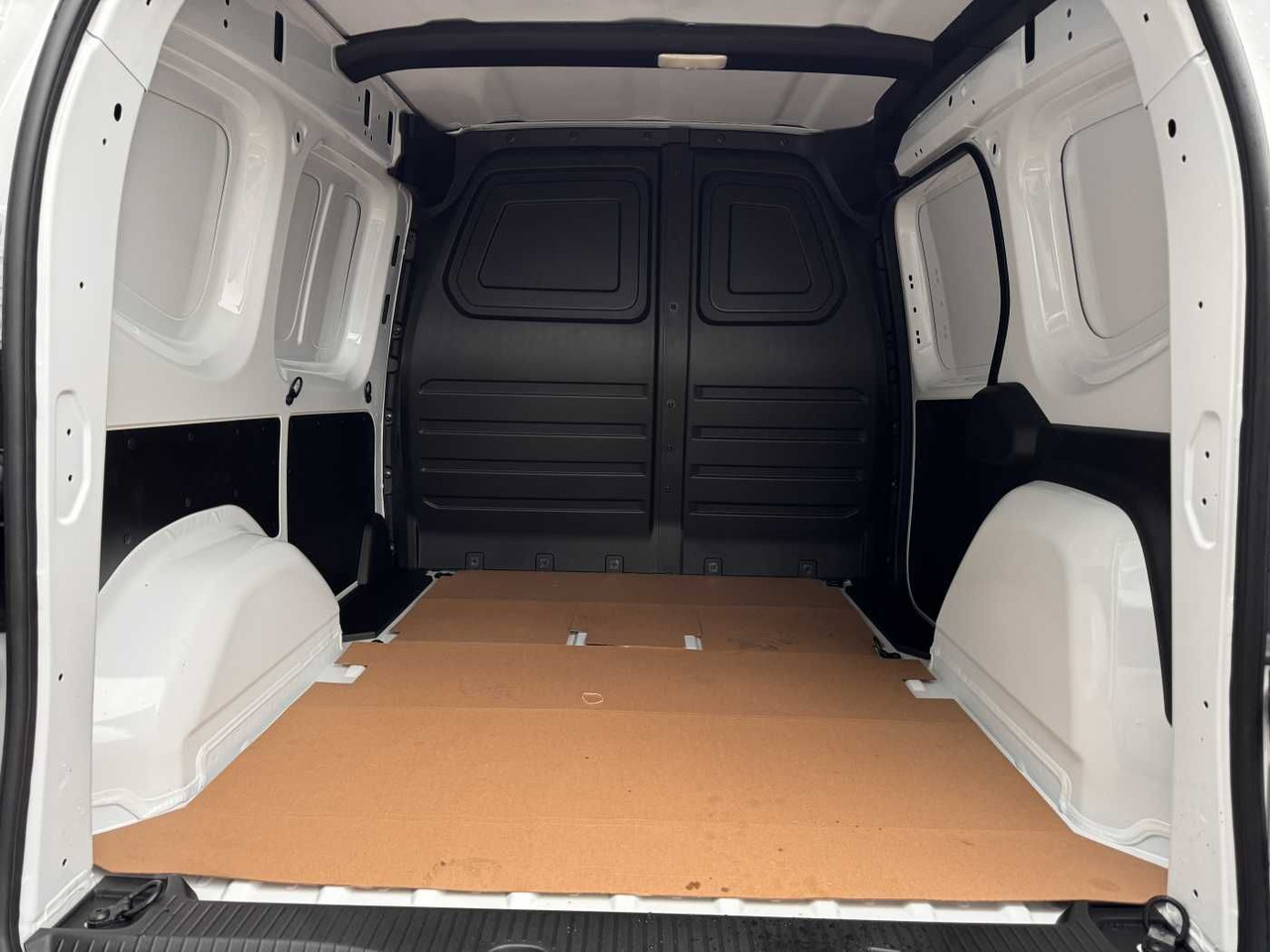 Mercedes-Benz Citan 110 CDI Klima Kamera MBUX SHZ Tempomat AHK - Muu seadmestik: pilt 5 Mercedes-Benz Citan 110 CDI Klima Kamera MBUX SHZ Tempomat AHK - Muu seadmestik: pilt 5