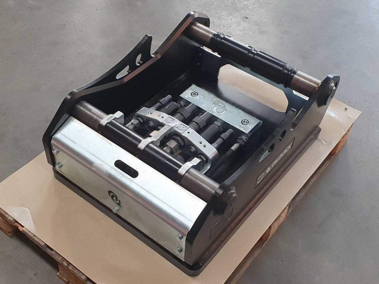 OilQuick OQ70/55 Adapterplatte für Westtech NEU - Kiirühendus: pilt 4 OilQuick OQ70/55 Adapterplatte für Westtech NEU - Kiirühendus: pilt 4