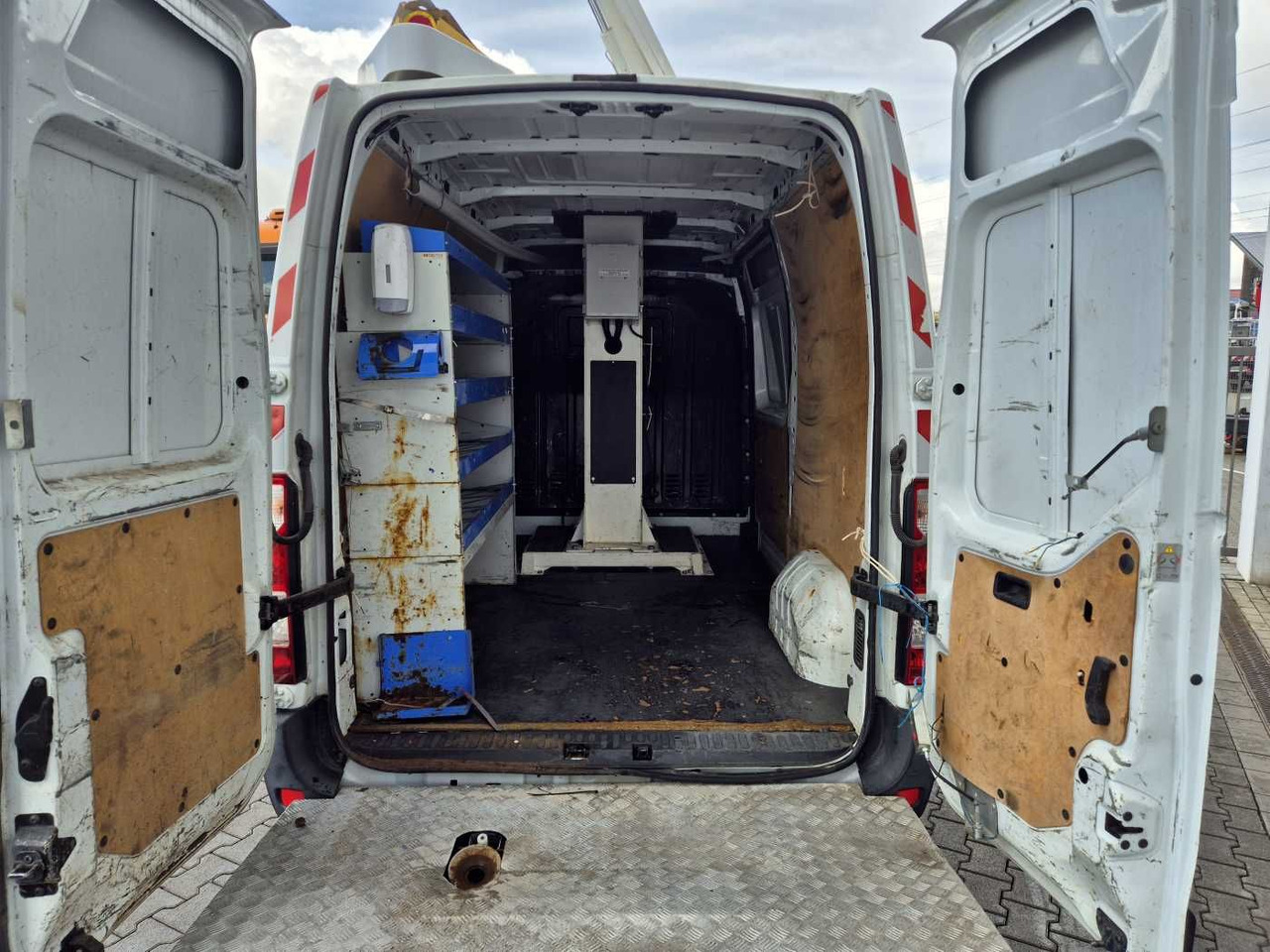 Opel Movano 2.3 CDTI /KLUBB K32, 12,5m - Veoautolt tõusev platvorm: pilt 5 Opel Movano 2.3 CDTI /KLUBB K32, 12,5m - Veoautolt tõusev platvorm: pilt 5