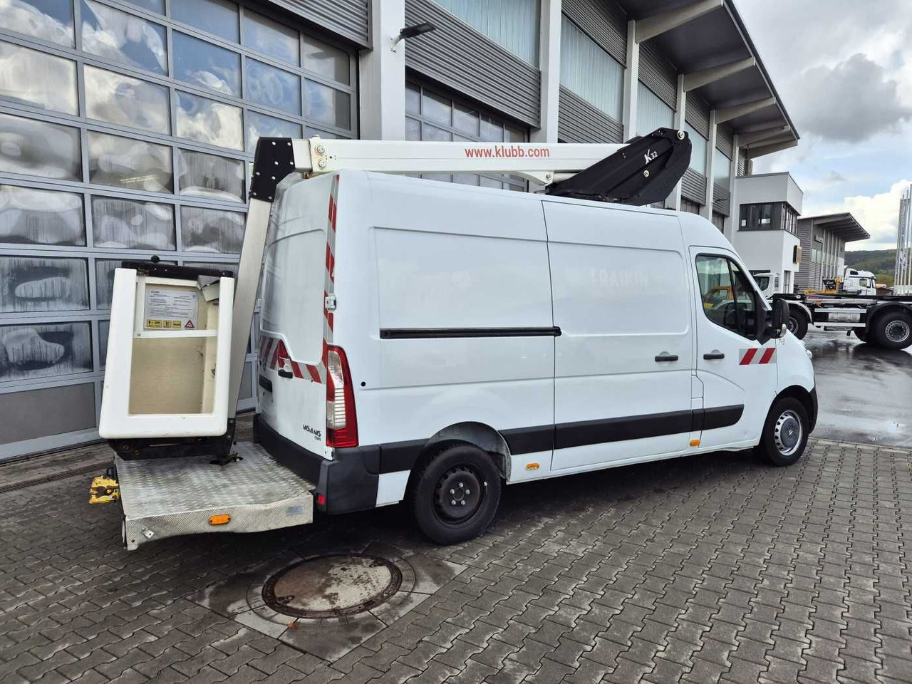 Opel Movano 2.3 CDTI /KLUBB K32, 12,5m - Veoautolt tõusev platvorm: pilt 4 Opel Movano 2.3 CDTI /KLUBB K32, 12,5m - Veoautolt tõusev platvorm: pilt 4