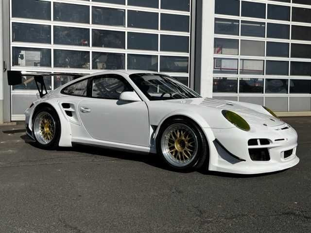 Porsche 997 GT2 RSR Rennwagen - Auto: pilt 1 Porsche 997 GT2 RSR Rennwagen - Auto: pilt 1