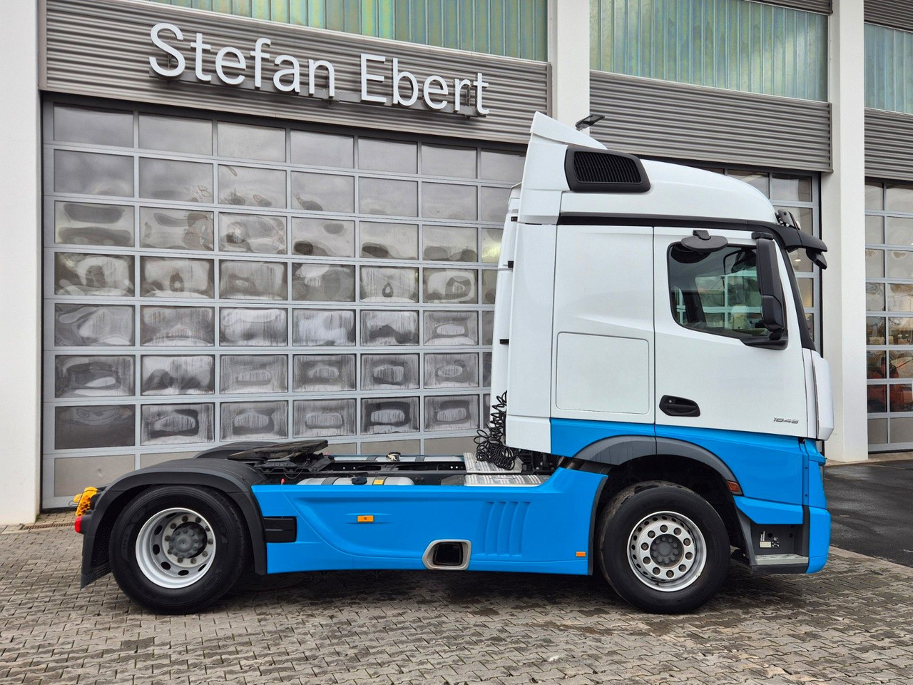 Mercedes-Benz Actros 1845 LS Öl-Retarder Navi PPC 2x Bett - Sadulveok: pilt 5 Mercedes-Benz Actros 1845 LS Öl-Retarder Navi PPC 2x Bett - Sadulveok: pilt 5