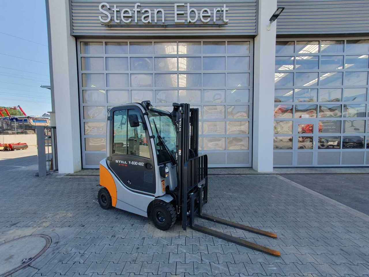 Still RX70-16 / Triplex: 4.60m / nur 576h! / 1.600kg - Diiseltõstuk: pilt 1 Still RX70-16 / Triplex: 4.60m / nur 576h! / 1.600kg - Diiseltõstuk: pilt 1