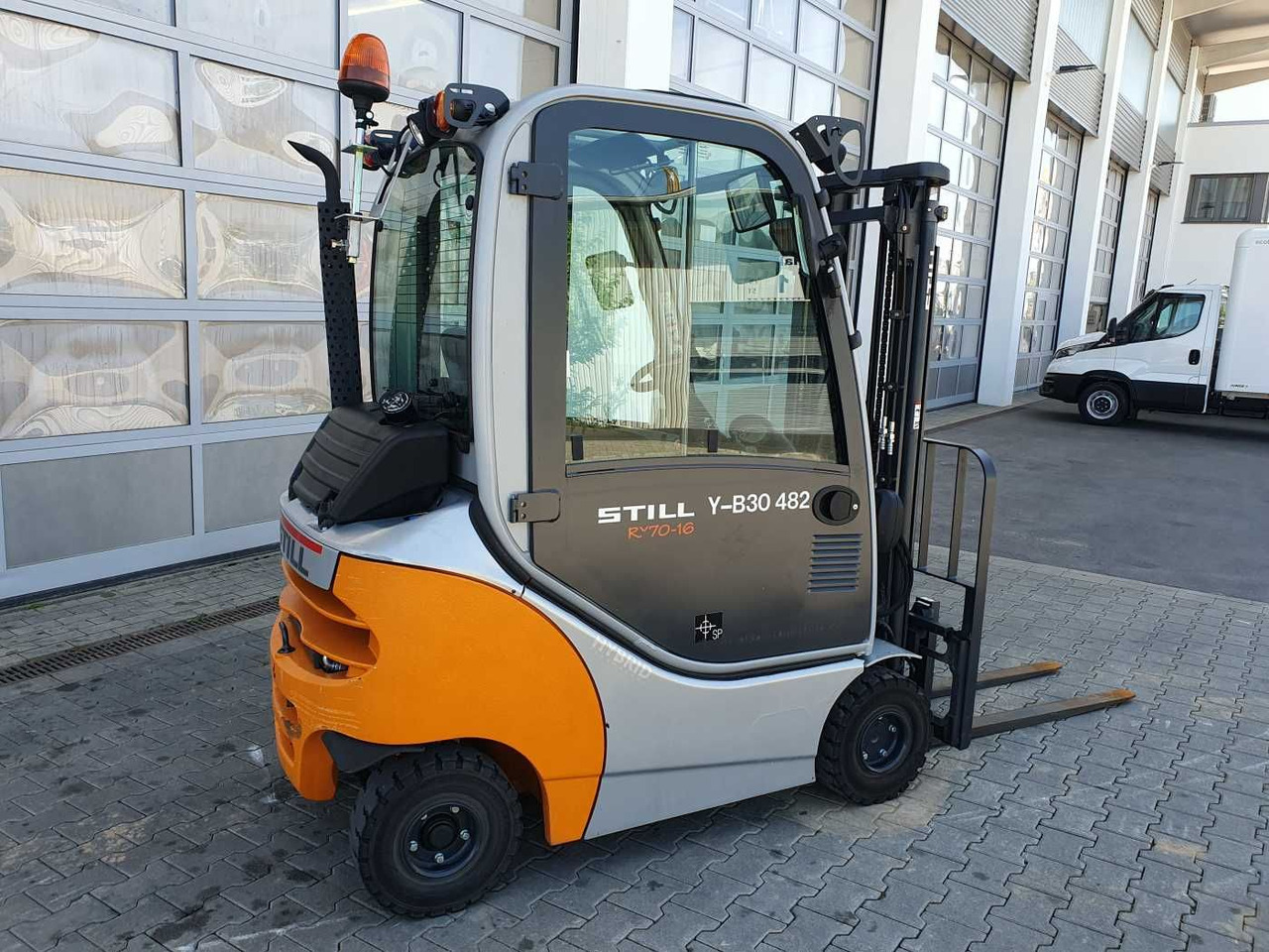 Still RX70-16 / Triplex: 4.60m / nur 576h! / 1.600kg - Diiseltõstuk: pilt 4 Still RX70-16 / Triplex: 4.60m / nur 576h! / 1.600kg - Diiseltõstuk: pilt 4