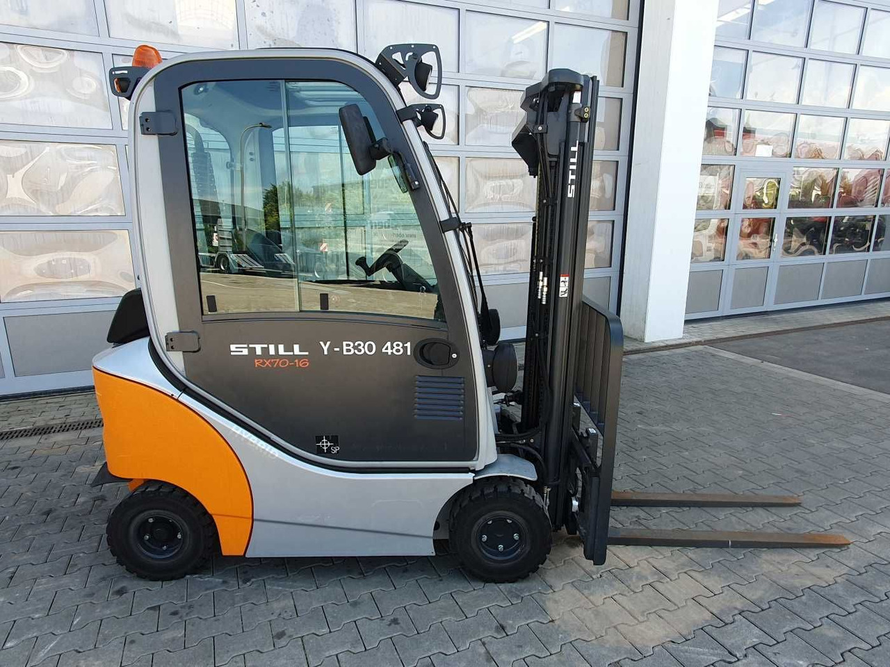 Still RX70-16 / Triplex: 4.60m / nur 638h! / 1.600kg - Diiseltõstuk: pilt 3 Still RX70-16 / Triplex: 4.60m / nur 638h! / 1.600kg - Diiseltõstuk: pilt 3