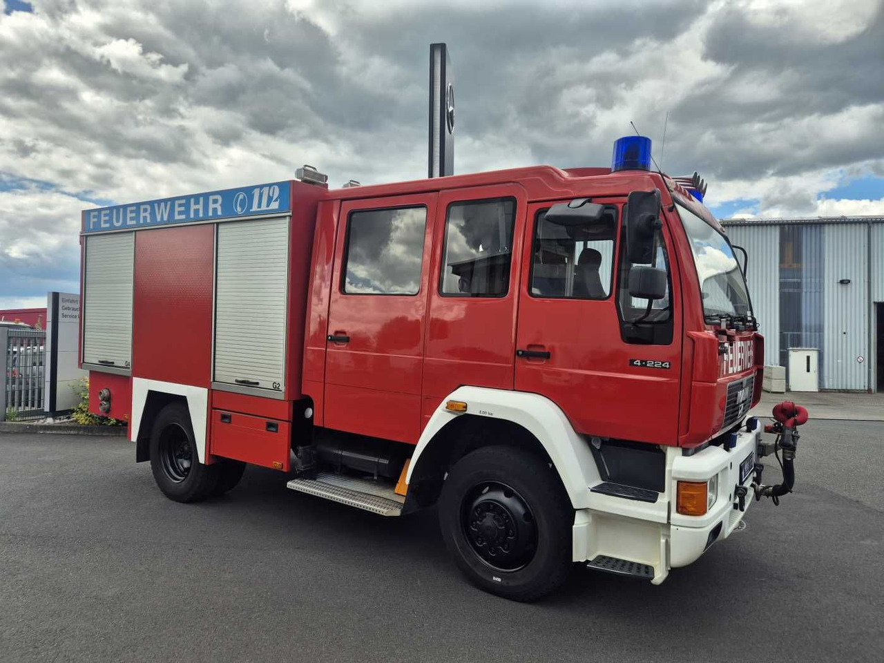 MAN 14.224 4x4 TLF 16/29 Tanklöschfahrzeug Feuerwehr - Veoauto: pilt 4 MAN 14.224 4x4 TLF 16/29 Tanklöschfahrzeug Feuerwehr - Veoauto: pilt 4