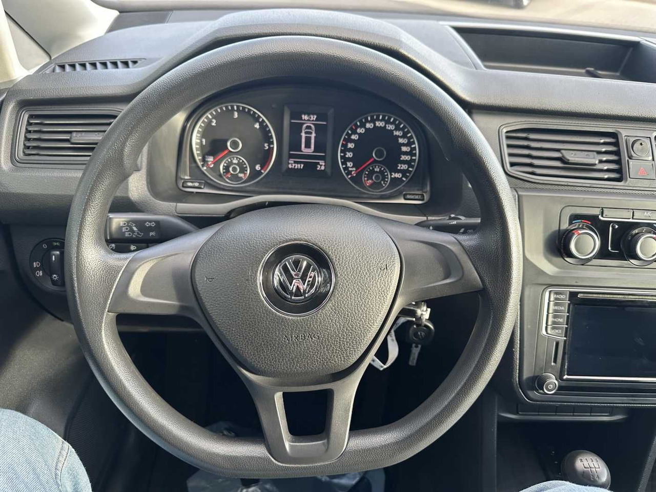 Uus Väike kaubik Volkswagen Caddy 1.6 TDI Klima Navi 8Räder Trennwand klappb: pilt 14