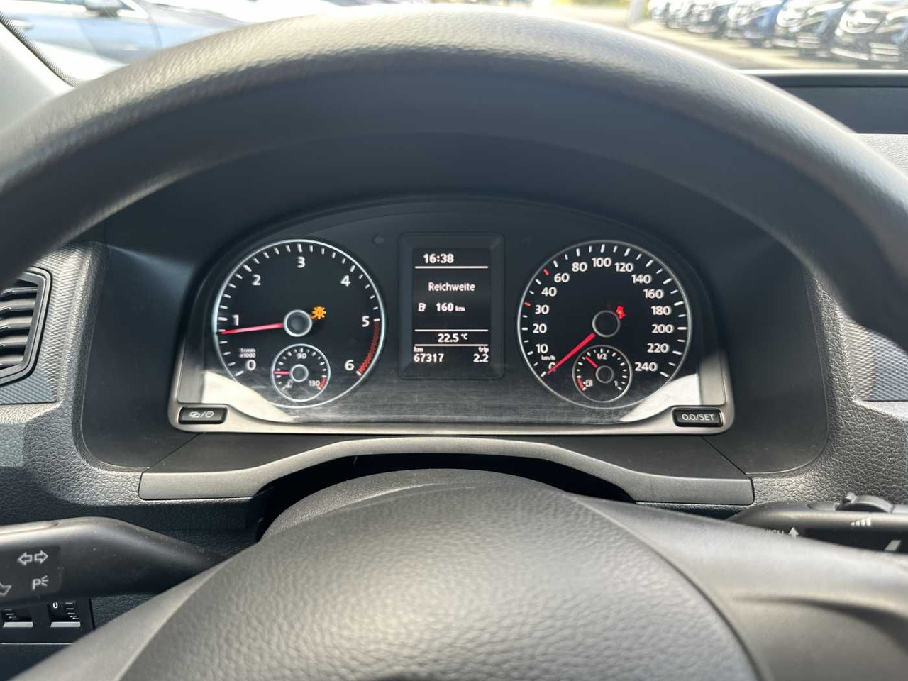 Uus Väike kaubik Volkswagen Caddy 1.6 TDI Klima Navi 8Räder Trennwand klappb: pilt 15