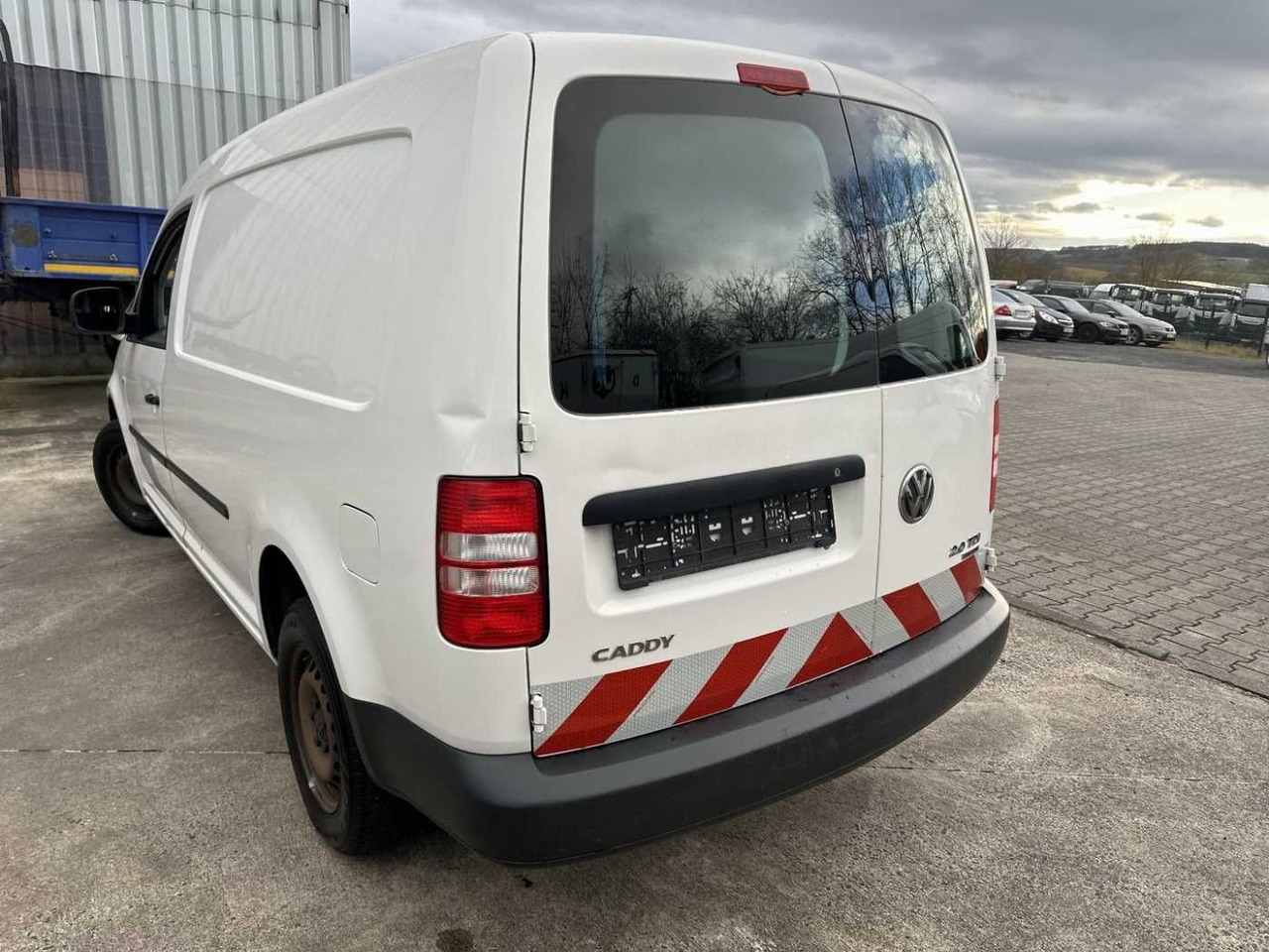 Volkswagen VW Caddy 2.0 TDI 4Motion Maxi Kasten Regal - Kaubik: pilt 3 Volkswagen VW Caddy 2.0 TDI 4Motion Maxi Kasten Regal - Kaubik: pilt 3