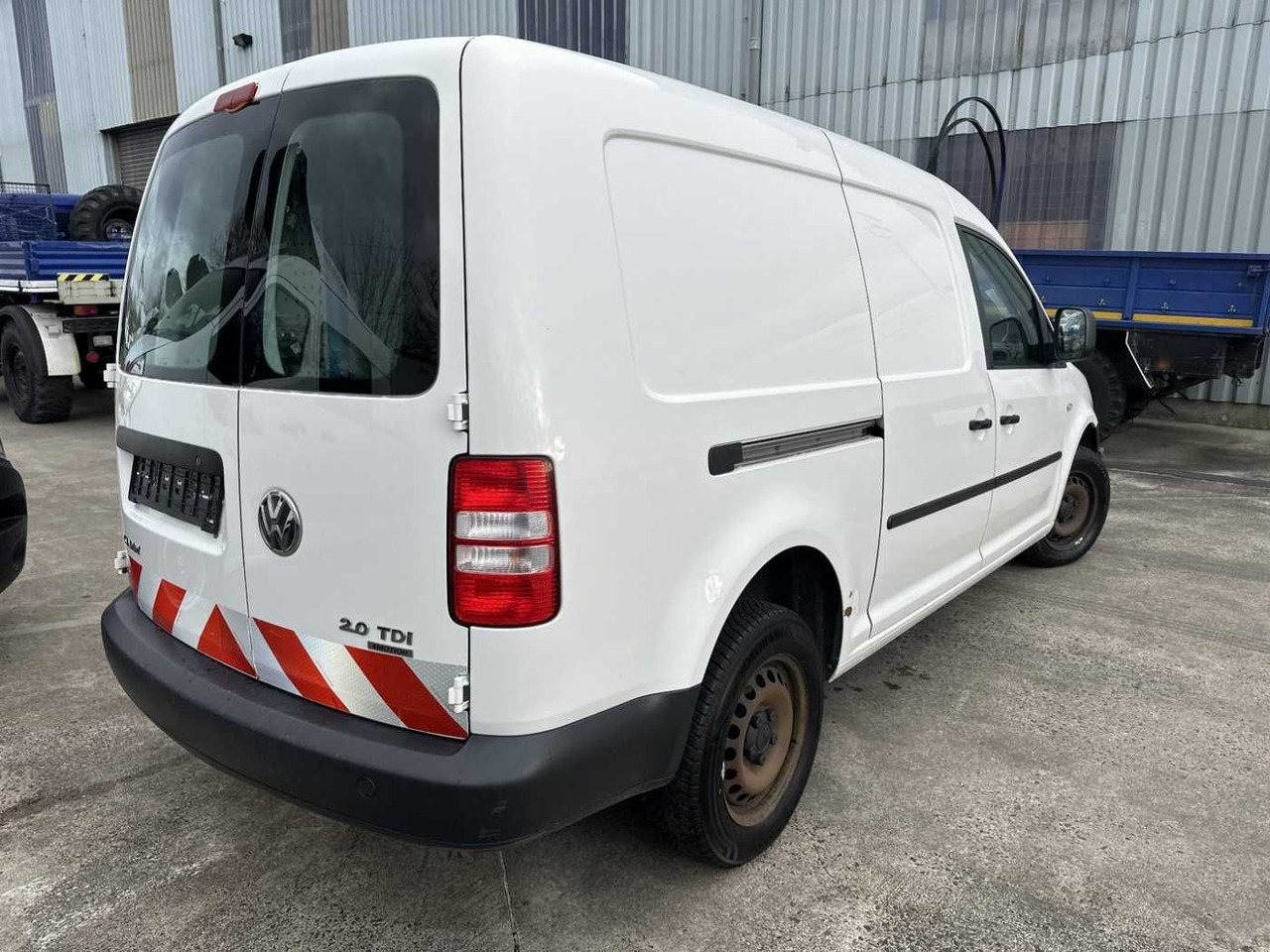 Volkswagen VW Caddy 2.0 TDI 4Motion Maxi Kasten Regal - Kaubik: pilt 4 Volkswagen VW Caddy 2.0 TDI 4Motion Maxi Kasten Regal - Kaubik: pilt 4