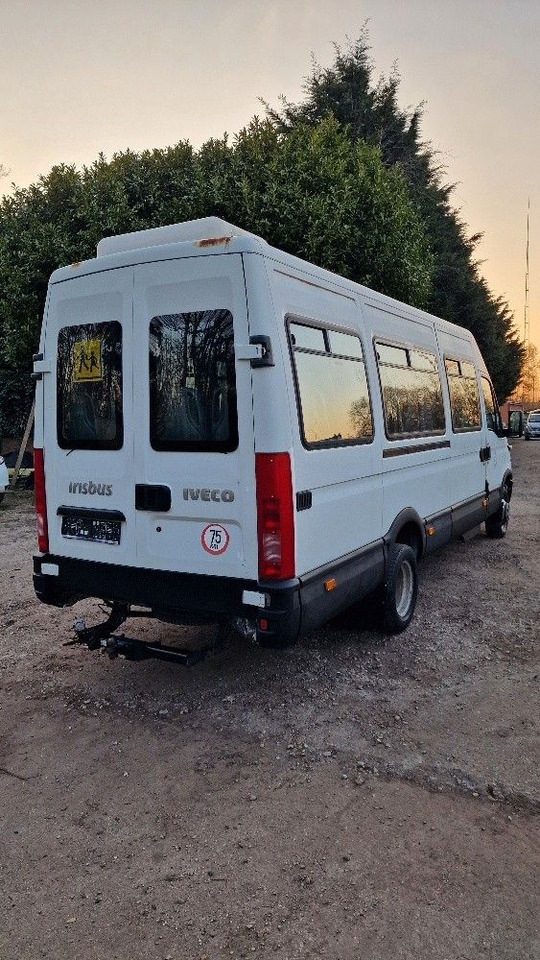 Iveco Daily 3.0 lit. Motor - Väikebuss, Mikrobuss: pilt 5 Iveco Daily 3.0 lit. Motor - Väikebuss, Mikrobuss: pilt 5