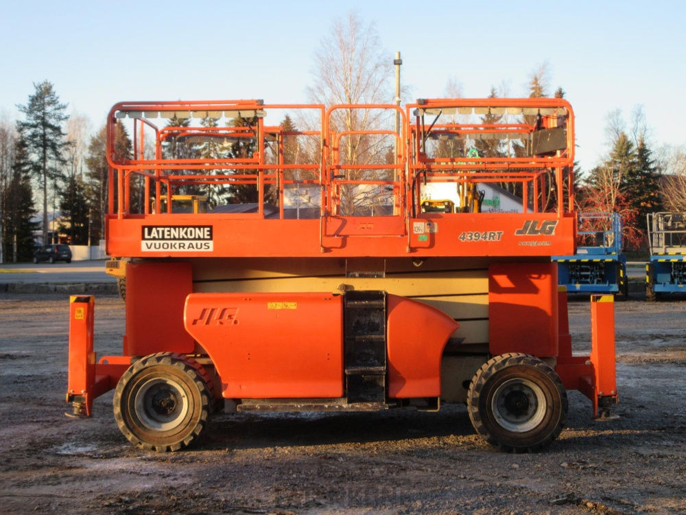 JLG 4394RT 4x4 Saksilava - Käärlift: pilt 4 JLG 4394RT 4x4 Saksilava - Käärlift: pilt 4
