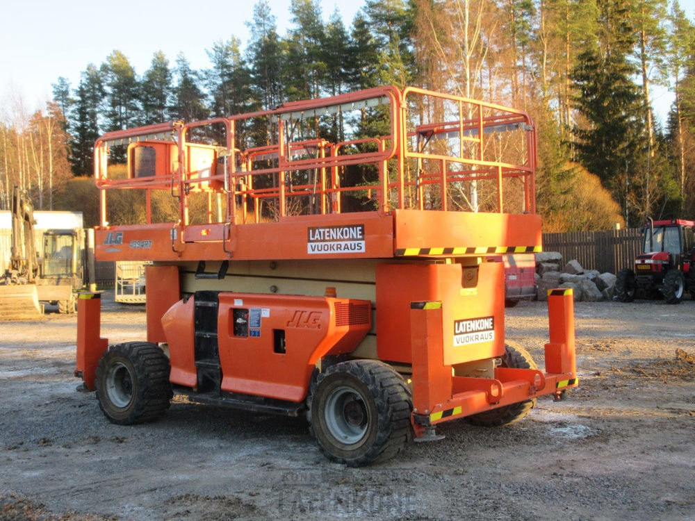 JLG 4394RT 4x4 Saksilava - Käärlift: pilt 2 JLG 4394RT 4x4 Saksilava - Käärlift: pilt 2