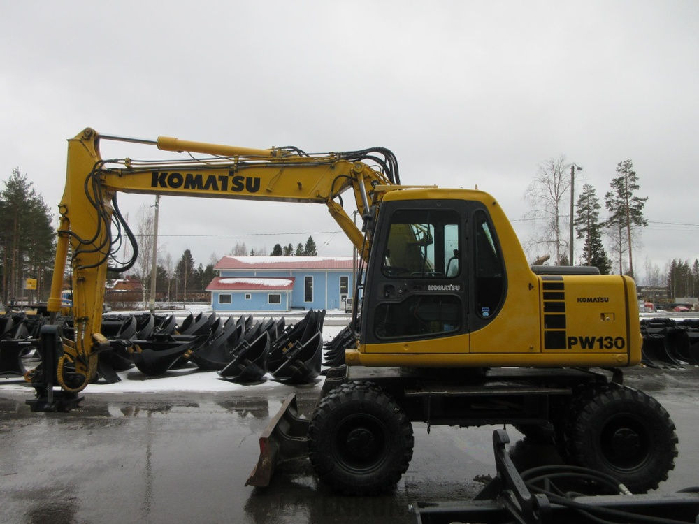Komatsu PW130-6 Pyöräalustainen kaivinkone - Ratastel ekskavaator: pilt 5 Komatsu PW130-6 Pyöräalustainen kaivinkone - Ratastel ekskavaator: pilt 5